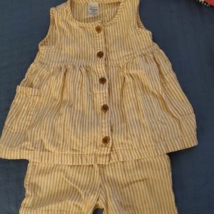 Girl toddler top and short set 3T
